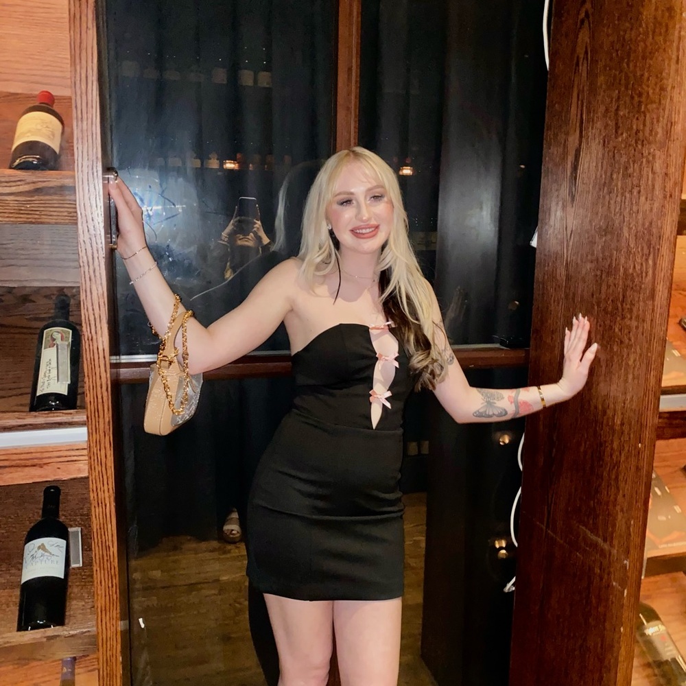 KARI MINI DRESS IN BLACK